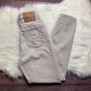 Vintage Levi’s 512 Mom Jeans High Waisted Size 24